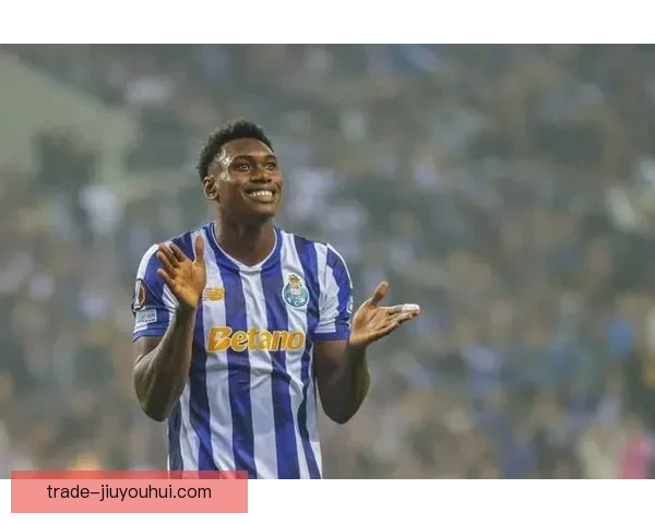 奥莫罗迪翁租借阿拉维斯成就非凡表现引关注