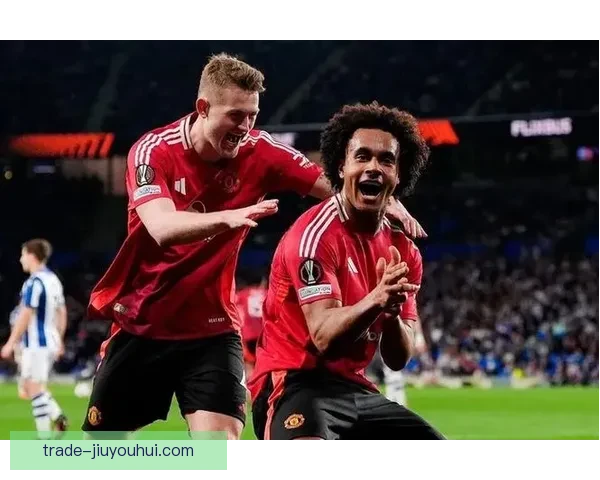 曼联官方确认齐尔克泽因膝盖挫伤缺阵三周 影响近期赛程